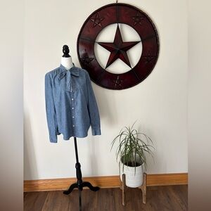 Lucky Brand Whimsical Grandma Coastal Light Blue Tie-Neck Button-Up Blouse Sz M